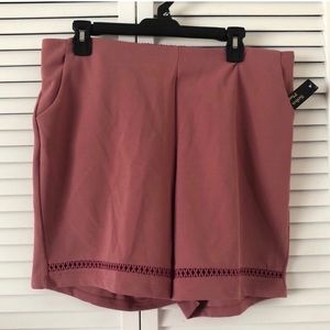 Soho lady rose pink dressy shorts plus size Eyelet  plus size 1X NWT